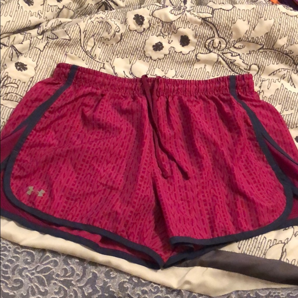under armor women’s athletic shorts